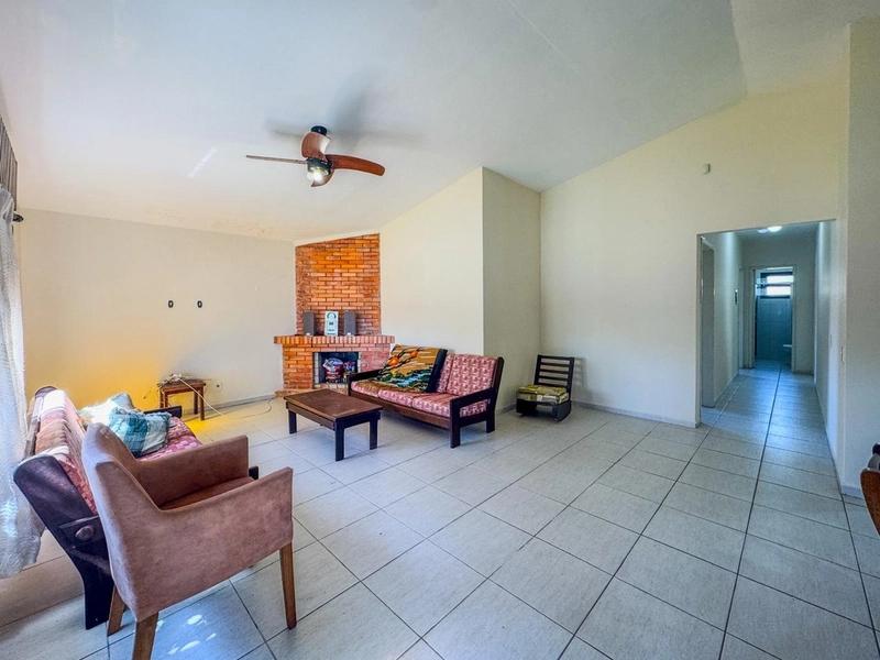 Casa 3 Dormitórios  Centro de Xangri-lá RS: 4ª foto da galeria de imagens do imóvel