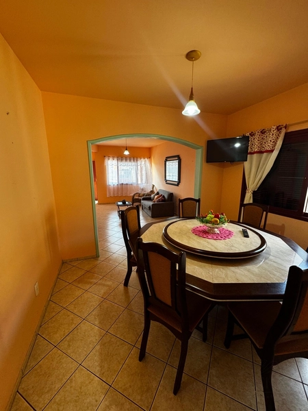 Casa 04 dormitórios sendo 03 suítes exclente imóvel para Temporada: 4ª foto da galeria de imagens do imóvel