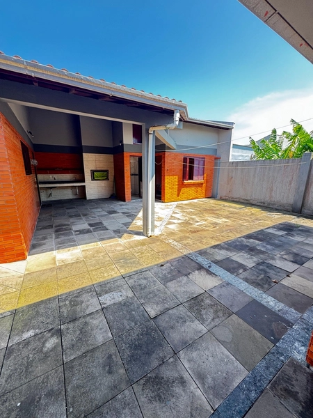 Casa 04 dormitórios sendo 03 suítes exclente imóvel para Temporada: 2ª foto da galeria de imagens do imóvel