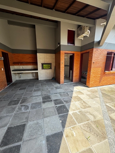 Casa 04 dormitórios sendo 03 suítes exclente imóvel para Temporada: 26ª foto da galeria de imagens do imóvel