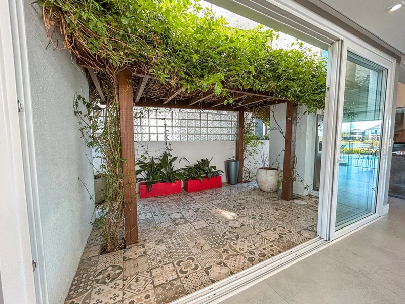 Sobrado em Condomínio 04 suítes no Sea Coast bairro Centro em Xangrilá: 10ª foto da galeria de imagens do imóvel