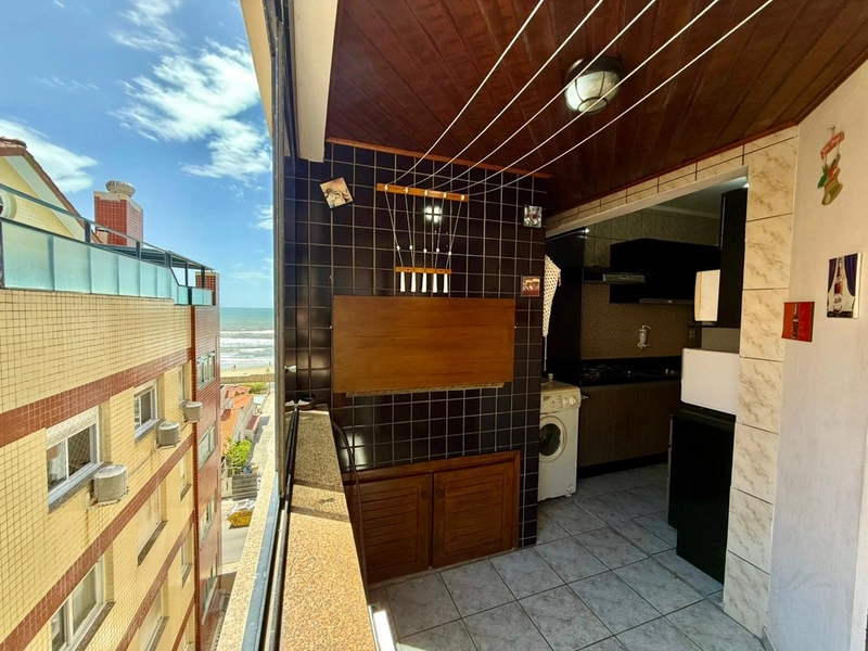 Apartamento com 02 Dormitórios na beira mar de Capão da Canoa: 2ª foto da galeria de imagens do imóvel