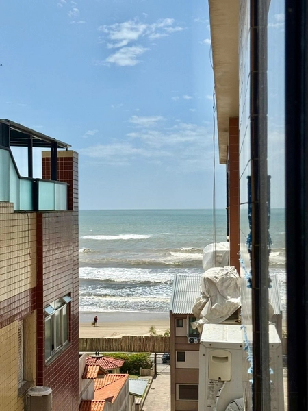 Apartamento com 02 Dormitórios na beira mar de Capão da Canoa: 3ª foto da galeria de imagens do imóvel