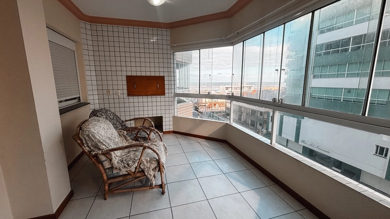 APARTAMENTO PARA LOCAÇÃO A UMA QUADRA DO MAR: 2ª foto da galeria de imagens do imóvel