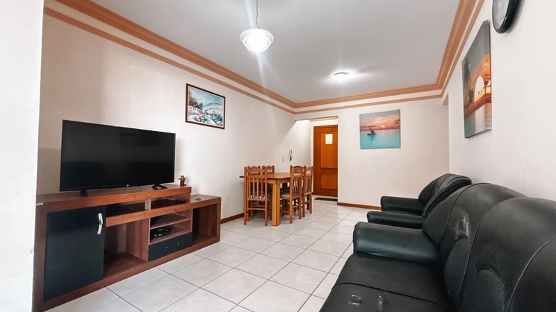 APARTAMENTO PARA LOCAÇÃO A UMA QUADRA DO MAR: 4ª foto da galeria de imagens do imóvel