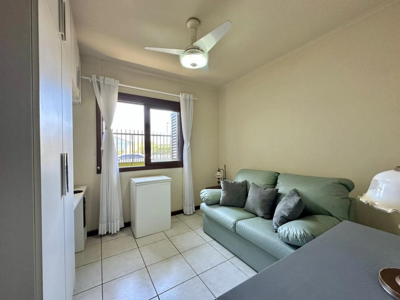 Casa 3 Dormitórios  Mobiliada ( Zona Nova de Capão 0: 5ª foto da galeria de imagens do imóvel