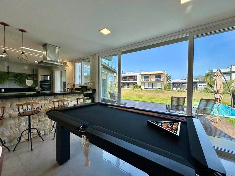 Sobrado 4 Dormitórios em frente a Infra estrutura 60 x para Pagar: 12ª foto da galeria de imagens do imóvel