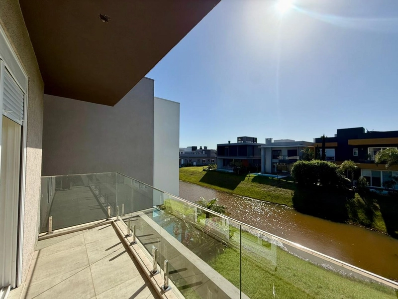 Sobrado á venda 04 dormitórios Capão Ilhas Resort