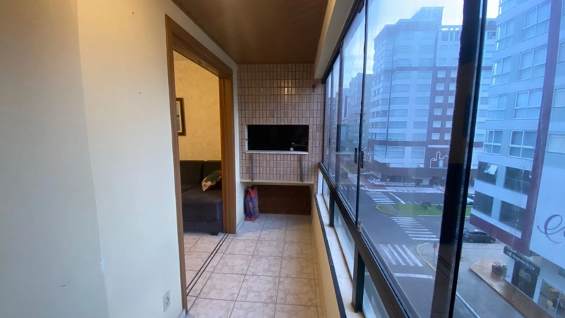 Apartamento 2 dormitórios, centro de Capão da Canoa.: 2ª foto da galeria de imagens do imóvel