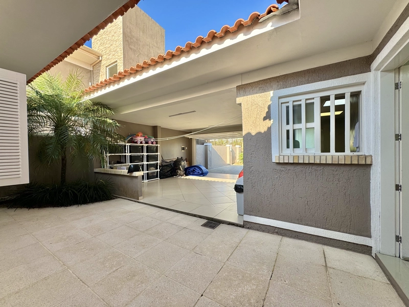 CASA TÉRREA EM REGIÃO NOBRE DE XANGRI-LÁ!: 31ª foto da galeria de imagens do imóvel