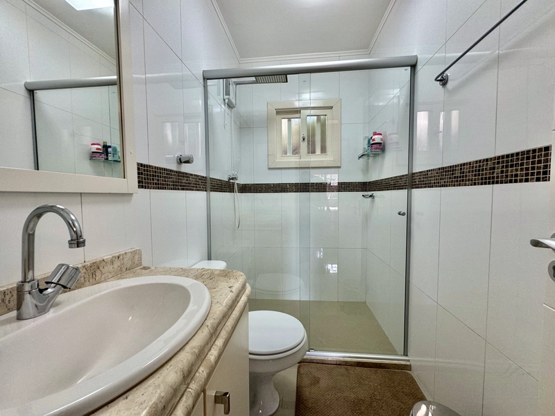 CASA TÉRREA EM REGIÃO NOBRE DE XANGRI-LÁ!: 29ª foto da galeria de imagens do imóvel