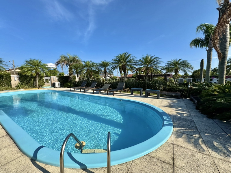 CASA TÉRREA EM REGIÃO NOBRE DE XANGRI-LÁ!: 10ª foto da galeria de imagens do imóvel