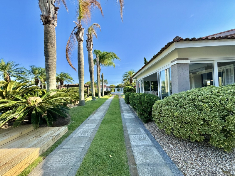 CASA TÉRREA EM REGIÃO NOBRE DE XANGRI-LÁ!: 33ª foto da galeria de imagens do imóvel