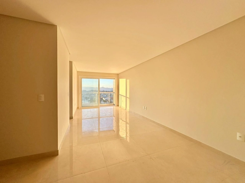 Apartamento 02 dormitórios no Centro de Capão da Canoa: 2ª foto da galeria de imagens do imóvel