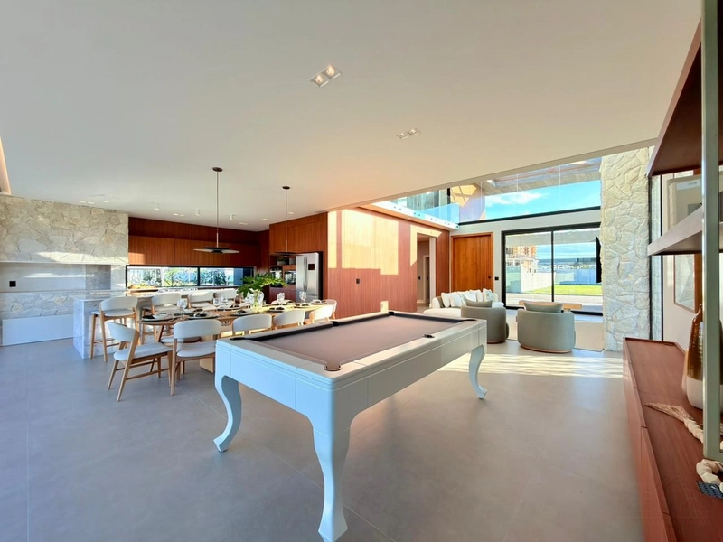 SOBRADO À BEIRA LAGO - ALTO PADRÃO - MOBILIADO & DECORADO: 17ª foto da galeria de imagens do imóvel