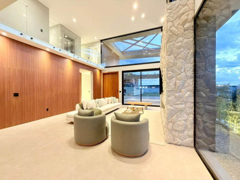 SOBRADO À BEIRA LAGO - ALTO PADRÃO - MOBILIADO & DECORADO: 37ª foto da galeria de imagens do imóvel