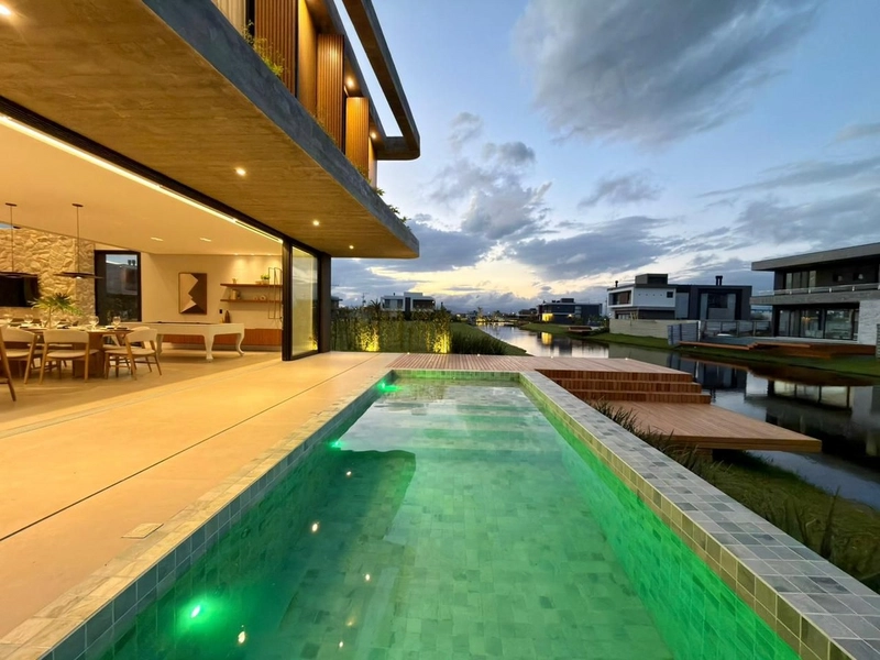 SOBRADO À BEIRA LAGO - ALTO PADRÃO - MOBILIADO & DECORADO: 41ª foto da galeria de imagens do imóvel