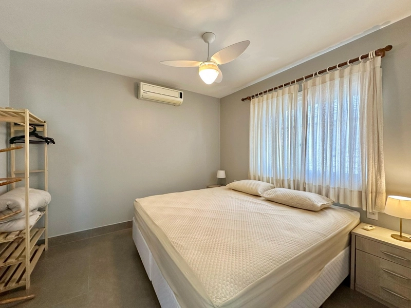 SOBRADO COM PISCINA NO CENTRO DE ATLÂNTIDA: 13ª foto da galeria de imagens do imóvel