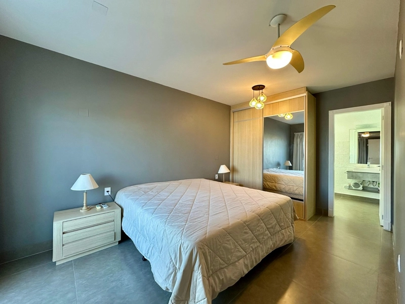 SOBRADO COM PISCINA NO CENTRO DE ATLÂNTIDA: 15ª foto da galeria de imagens do imóvel