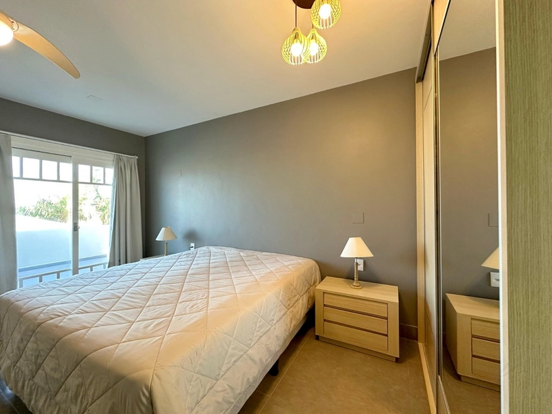 SOBRADO COM PISCINA NO CENTRO DE ATLÂNTIDA: 14ª foto da galeria de imagens do imóvel