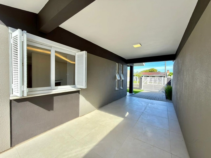 CASA TÉRREA NO CENTRO DE XANGRI-LÁ, FRENTE LESTE, DIVISA COM ATLÂNTIDA: 15ª foto da galeria de imagens do imóvel