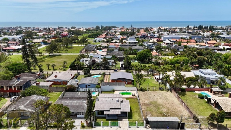 Excelente casa 03 dormitórios com  piscina em Atântida para Temporada: 24ª foto da galeria de imagens do imóvel