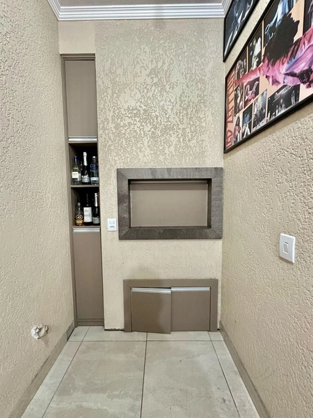 Casa à venda com 154m² 2 dormitórios 2 suítes 2 vagas Centro Xangrilá: 10ª foto da galeria de imagens do imóvel