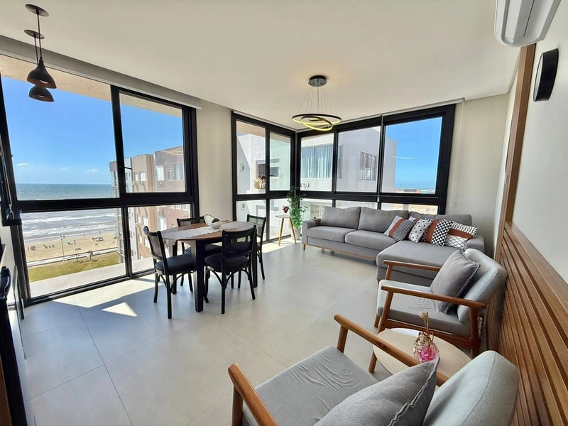 Apartamento com 03 dormitórios, vista Mar e Serra em Capão da Canoa: 2ª foto da galeria de imagens do imóvel