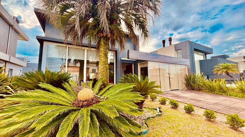 Casa térrea 04 suítes Condomínio Dubai Resort em Capão da Canoa