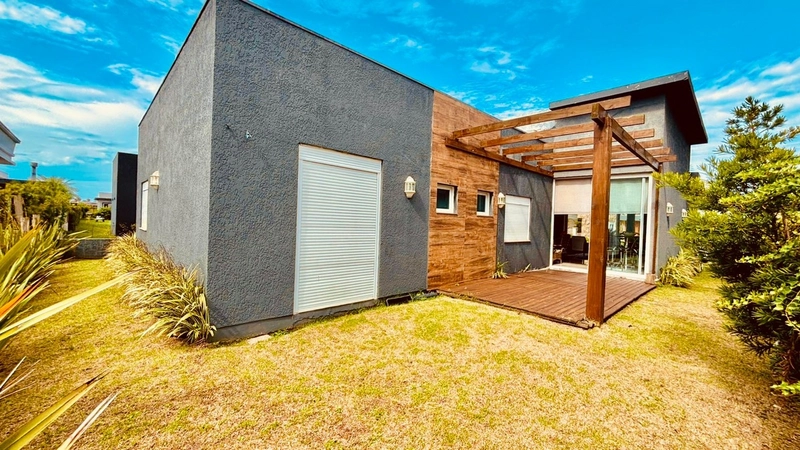 Casa térrea 04 suítes Condomínio Dubai Resort em Capão da Canoa: 18ª foto da galeria de imagens do imóvel