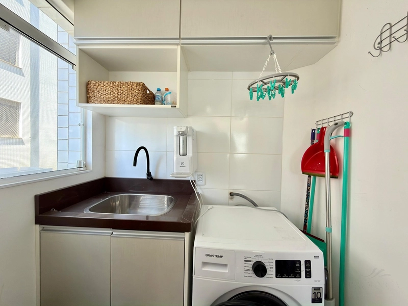 APARTAMENTO NO BAIRRO NAVEGANTES, ENTRE A PRAÇA TIARAJU E A AVENIDA UB: 11ª foto da galeria de imagens do imóvel