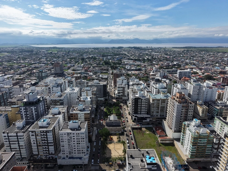 APARTAMENTO NO BAIRRO NAVEGANTES, ENTRE A PRAÇA TIARAJU E A AVENIDA UB: 23ª foto da galeria de imagens do imóvel