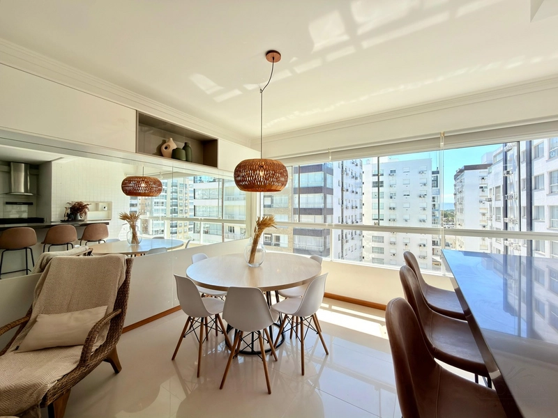 APARTAMENTO NO BAIRRO NAVEGANTES, ENTRE A PRAÇA TIARAJU E A AVENIDA UB: 6ª foto da galeria de imagens do imóvel