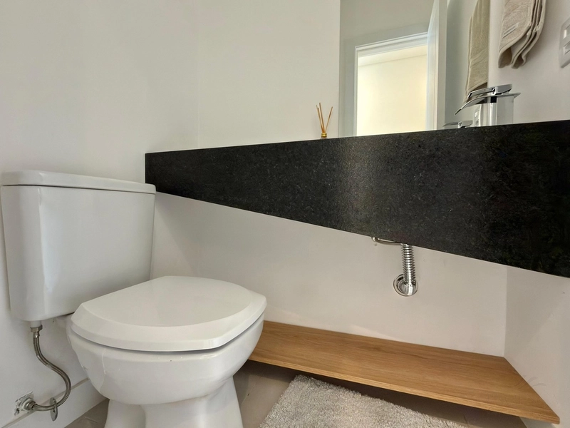 APARTAMENTO À VENDA, POUCOS PASSOS DO MAR!: 21ª foto da galeria de imagens do imóvel