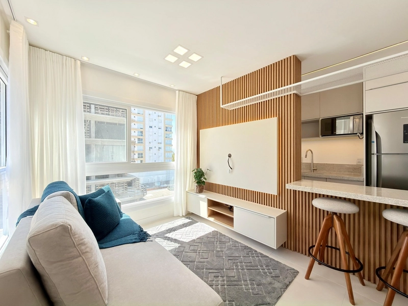 APARTAMENTO À VENDA, POUCOS PASSOS DO MAR!: 4ª foto da galeria de imagens do imóvel