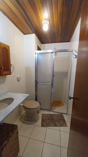 APARTAMENTO 2 DORMITÓRIOS E SACADA COM CHURRASQUEIRA: 4ª foto da galeria de imagens do imóvel