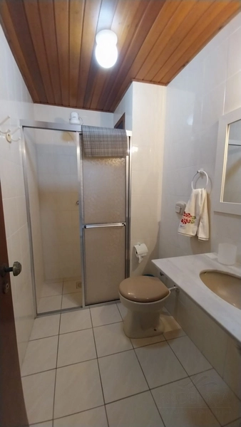 APARTAMENTO 2 DORMITÓRIOS E SACADA COM CHURRASQUEIRA: 11ª foto da galeria de imagens do imóvel