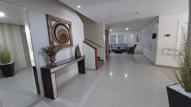 APARTAMENTO 2 DORMITÓRIOS E SACADA COM CHURRASQUEIRA: 2ª foto da galeria de imagens do imóvel