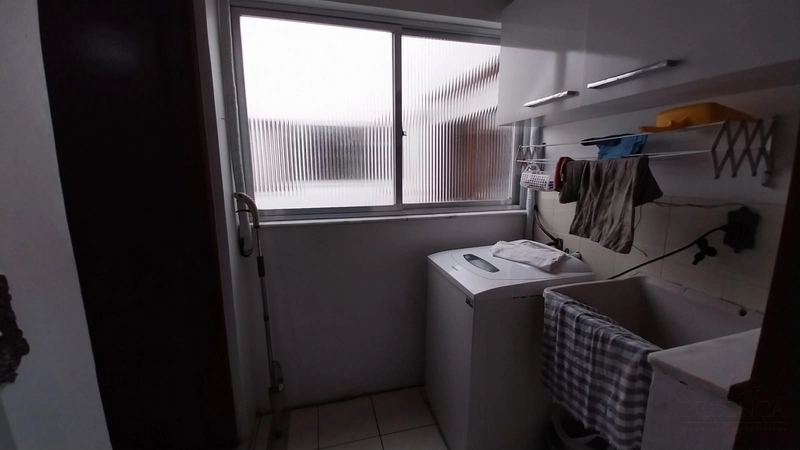 APARTAMENTO 2 DORMITÓRIOS E SACADA COM CHURRASQUEIRA: 24ª foto da galeria de imagens do imóvel