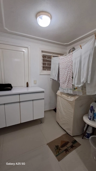 Sobrado com 03 dormitórios sendo 01 suíte, com garagem para 03 carros: 29ª foto da galeria de imagens do imóvel