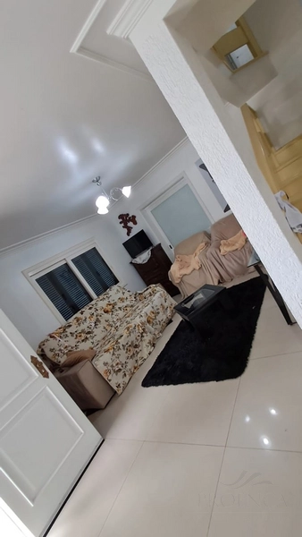 Sobrado com 03 dormitórios sendo 01 suíte, com garagem para 03 carros: 5ª foto da galeria de imagens do imóvel