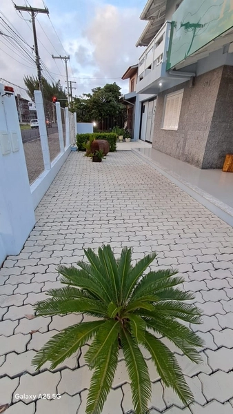 Sobrado com 03 dormitórios sendo 01 suíte, com garagem para 03 carros: 33ª foto da galeria de imagens do imóvel