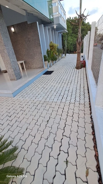 Sobrado com 03 dormitórios sendo 01 suíte, com garagem para 03 carros: 31ª foto da galeria de imagens do imóvel