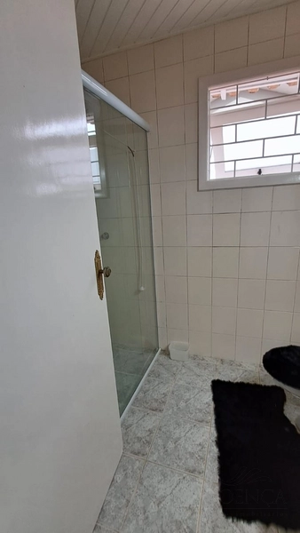 Sobrado com 03 dormitórios sendo 01 suíte, com garagem para 03 carros: 18ª foto da galeria de imagens do imóvel