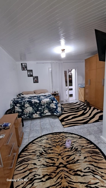 Sobrado com 03 dormitórios sendo 01 suíte, com garagem para 03 carros: 21ª foto da galeria de imagens do imóvel