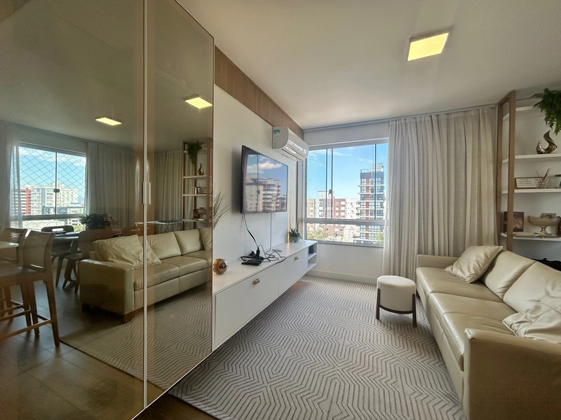 Junto a Praça Flavio Boianovski com vista para o Mar.: 2ª foto da galeria de imagens do imóvel