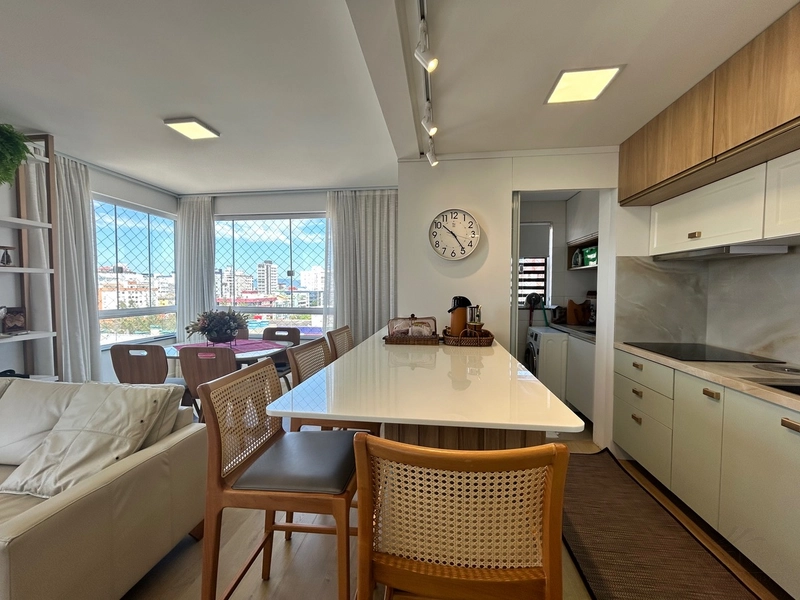 Junto a Praça Flavio Boianovski com vista para o Mar.: 12ª foto da galeria de imagens do imóvel