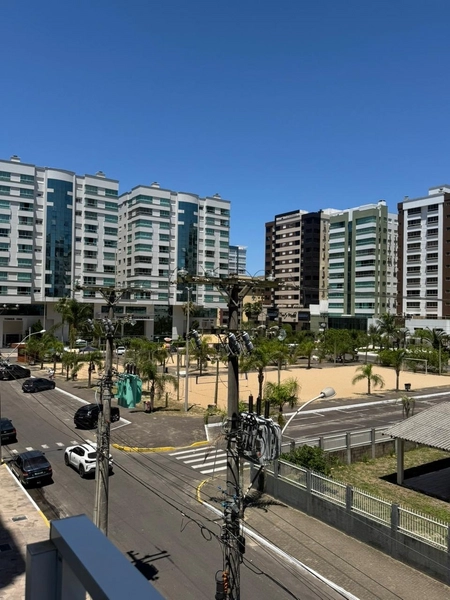 Excelente apartamento de frente para PRAÇA com vista para o MAR: 1ª foto da galeria de imagens do imóvel