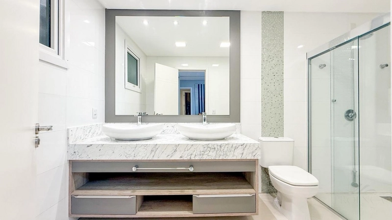 Sobrado Beira Lago 5 suítes - Condominio Capão Ilhas - Capão da Canoa: 46ª foto da galeria de imagens do imóvel