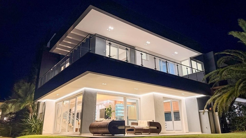 Sobrado Beira Lago 5 suítes - Condominio Capão Ilhas - Capão da Canoa: 53ª foto da galeria de imagens do imóvel